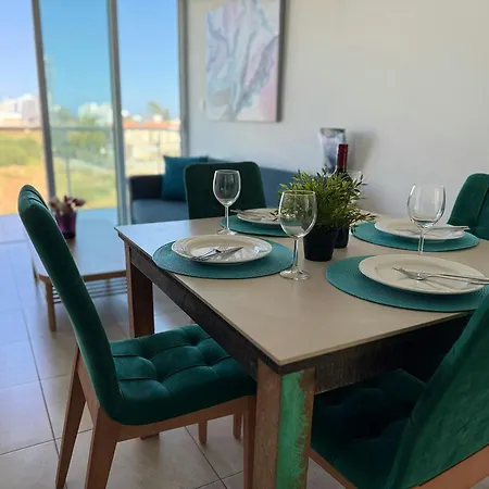 Too Coool 1 Bedroom Coralli 普罗塔拉斯